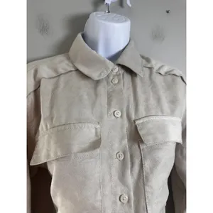 Banana Republic Vegan Suede Cropped‎ Shirt Oversized Utility Jacket Beige XS thumbnail 3
