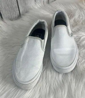 Vans White Slip-On Sneakers – Size 7 thumbnail 2