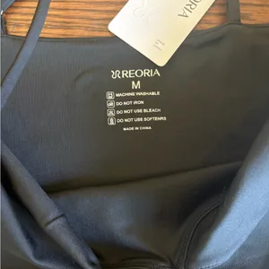 NWT Reoria black tank top Size M thumbnail 2