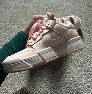 Nike Shoes thumbnail 1