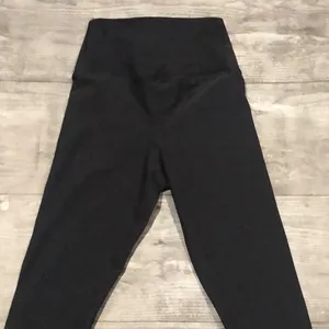 Nike black cropped leggings thumbnail 4