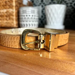 Michael Kors Genuine Leather Reversible Women's Belt Gold Buckle Detail 38" Long thumbnail 2