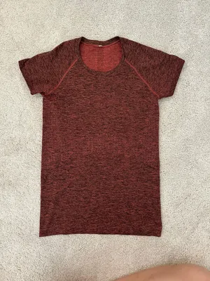 Lululemon Swiftly Tech Short Sleeve thumbnail 1