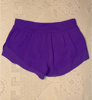 Lululemon Shorts thumbnail 3