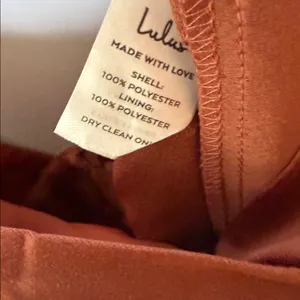 NWT LuLu’s Look off luxe rusty rose satin asymmetrical wide leg jumpsuit S thumbnail 10