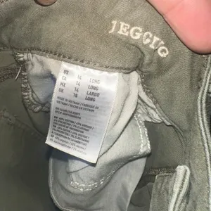 American Eagle green stretchy 14 long normcore jeggings thumbnail 2