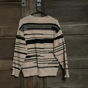 Simple by Suzanne Betro Women's Chunky Sweater‎ Oversized S/M Tan and Black thumbnail 4