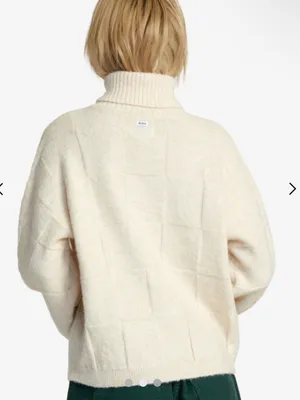 RVCA Women's M Cream Vineyard Turtleneck Boxy Knit Sweater in Oatmeal thumbnail 3