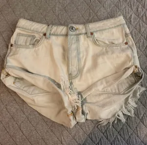 One Teaspoon Shorts Denim thumbnail 1