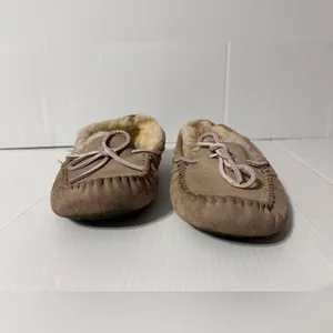 UGG SN 5612 Dakota sand suede sheepskin-lined slippers women size 7 thumbnail 5