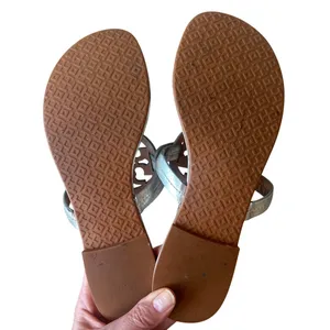 Tory Burch Miller Metallic‎ Silver Sandals Size 7 thumbnail 5