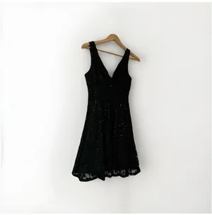 City Triangles Y2K Black Fit & Flare Homecoming Dress V-Neck Cutout Strappy Size 5 thumbnail 2