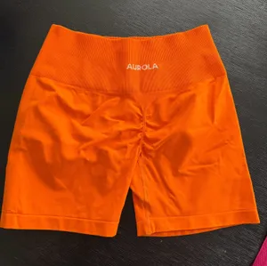 Aurola Amazon Shorts Workout Scrunch thumbnail 1