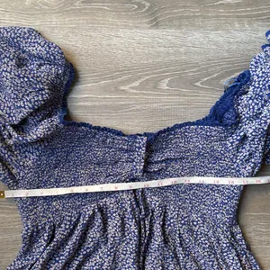 Free People Britnee Floral Cropped Peplum Smocked Puff Sleeve Top Large thumbnail 9