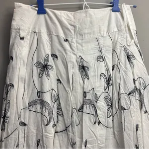 JUNO Vintage Look Embroidered White Midi Skirt Sz M thumbnail 6