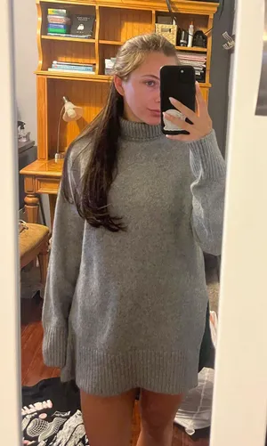 H&M Turtleneck Sweater thumbnail 1