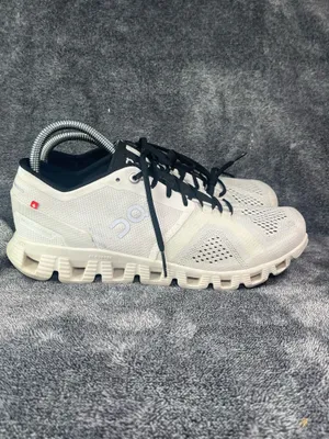 On Cloud X Women’s Size 9 Running Shoes White Black Training Sneakers thumbnail 3