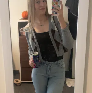 American Eagle grey argyle cardigan thumbnail 3