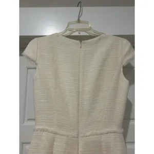 Antonio Melani Dress Women’s Size 2 Cream Tweed Dress Lace Cap Sleeves Pleated thumbnail 4