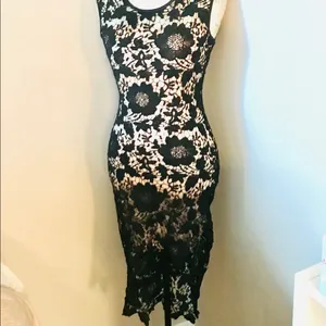 Black Lace Dress Nude Liner Approximately Sz S thumbnail 3