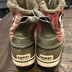 Sorel Women's Red Plaid and Olive Lace Up Boots thumbnail 2