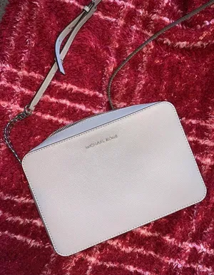 Purse thumbnail 1