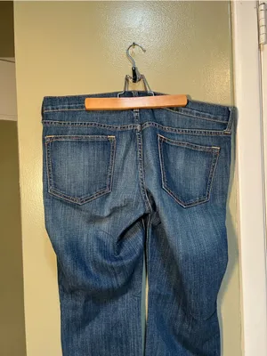 Old Navy Women's Size 14 Regular The Diva‎ Bootcut Jean Medium Wash Mid-Rise thumbnail 7