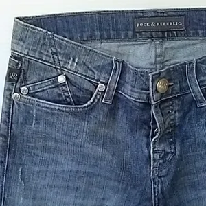 FINAL MARKDOWN Ladies' Rock & Republic Distressed Jeans 30 thumbnail 3