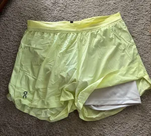 On 3” Performance 2/1 Underlining Running Shorts thumbnail 5