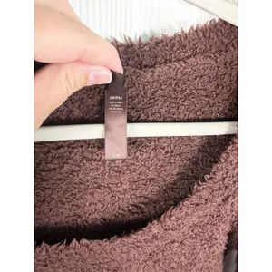 Skims Size S/M Reddish Brown Teddy Bear Sherpa Textured Pullover Crop Top thumbnail 3