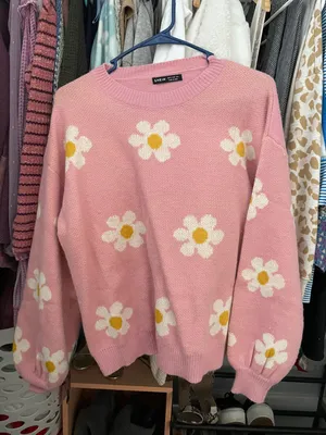 Pink Sweater thumbnail 1