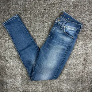 7 For All Mankind The Skinny Women’s Jeans 25 thumbnail 1