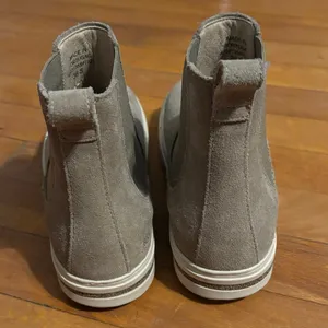Birkenstock Size 36 Narrow US 5 5.5 Bend Chelsea Boots Taupe Suede thumbnail 4