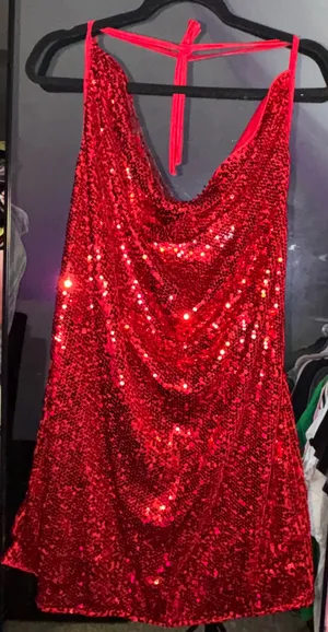 Red Sequin party dress thumbnail 5