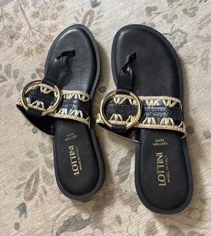 flip flops Black Size 6.5 thumbnail 1
