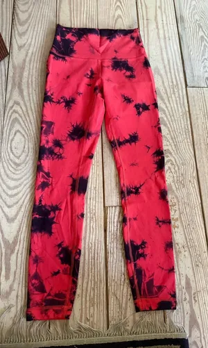 Lululemon Wunder Train High-Rise Tight 25" Size 4 Tie Dye thumbnail 1