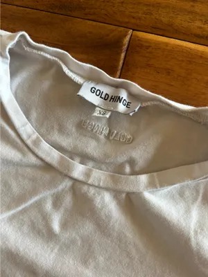 Gold hinge white tee thumbnail 2
