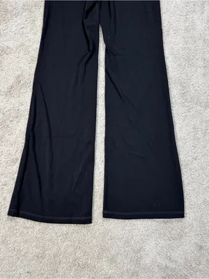 Old Navy Women’s Studiosmooth Go Dry High Rise Flare Leggings in Black M thumbnail 9