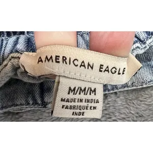 American Eagle Womens Size Medium Jean Shorts Tie Belt Blue Denim Casual Spring thumbnail 4
