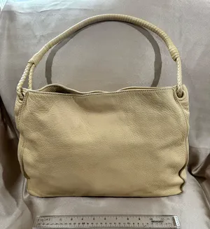 Bottega Veneta Authentic vintage  Shoulder Bag thumbnail 1