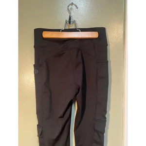 POP Fit Women's Size Medium Cargo Leggings Side Pockets Black High Rise Stretch thumbnail 7