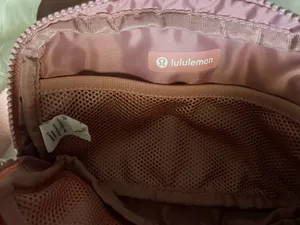 Lululemon Everywhere Belt Bag Dusty Rose thumbnail 7