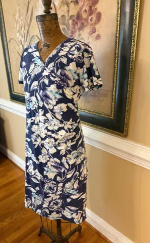 Soft Surroundings Blue Floral Faux Wrap Dress Size PS Ruched Short Sleeve Knit thumbnail 3