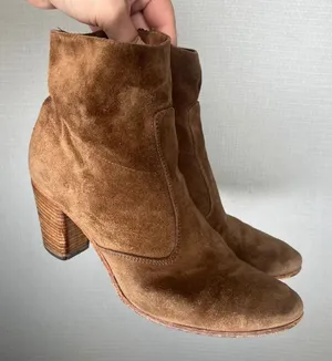 Alberto Fermani Brown Suede Ankle Boots Made in Italy Size 39 Block Heel Bootie thumbnail 1