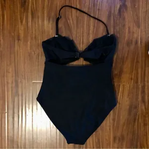 Women’s Black One-Piece Swimsuit Size Large Cutout, Scalloped Trim around Bust thumbnail 7