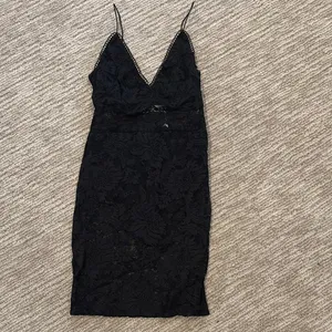 Tiger Mist PAISLEY Lace Dress thumbnail 2
