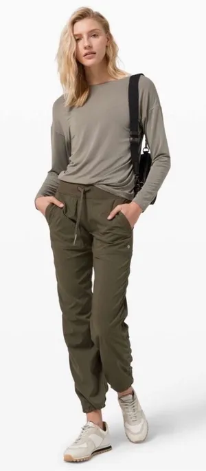 Lululemon Dance Studio Pant III Regular‎ Lined 32" Dark Olive 10 Green thumbnail 1