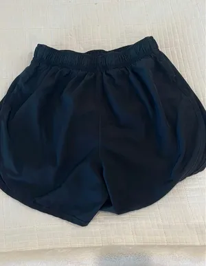 Nike shorts  thumbnail 3