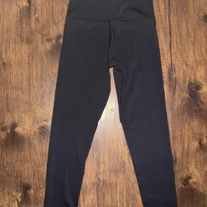Nwot Size M‎ Offline Aerie thumbnail 2