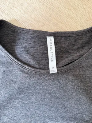 Fabletics Dry-Flex Open Back Twist Short-Sleeve Tee thumbnail 3